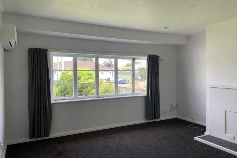 Photo of property in 7/9 Bell Street, Marton, 4710