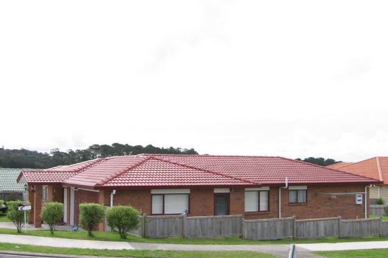 Photo of property in 26 Chadlington Avenue, Henderson, Auckland, 0612