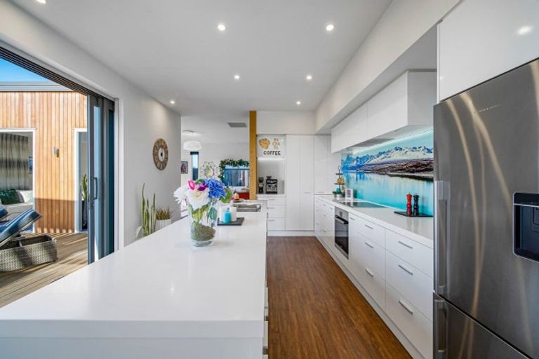 Photo of property in 16 Te Rito Street, Marshland, Christchurch, 8083