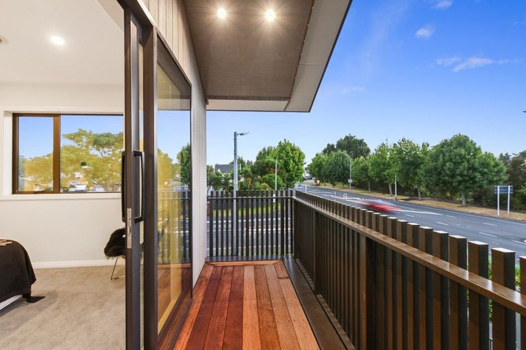 Photo of property in 1/64 Banbury Crescent, Fairfield, Hamilton, 3214