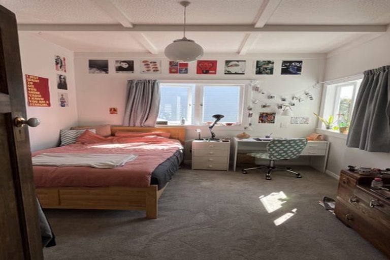 Photo of property in 22 St Michaels Avenue, Point Chevalier, Auckland, 1022