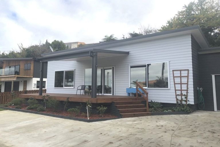 Photo of property in 38 Whangarei Heads Road, Onerahi, Whangarei, 0110