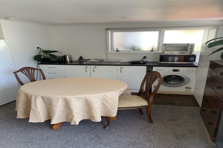 Photo of property in 22a Heath Street, St Andrews, Hamilton, 3200