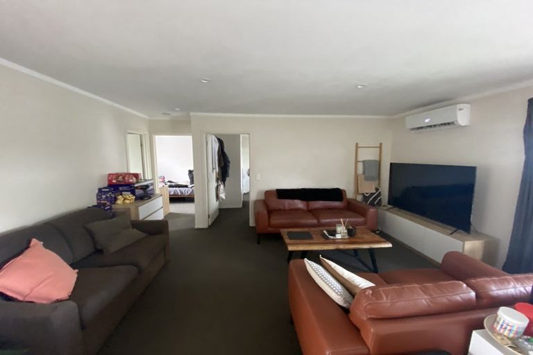 Photo of property in 2-3/240 Clayton Road, Pukehangi, Rotorua, 3015