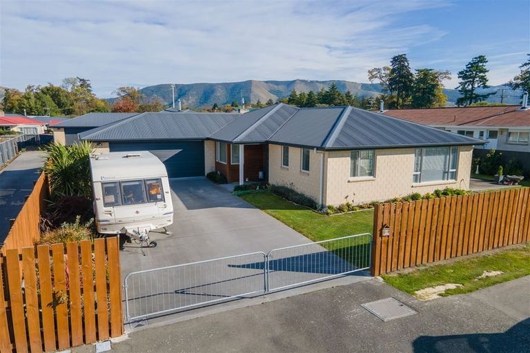 Photo of property in 11 Goldsmith Street, Waimate, 7924