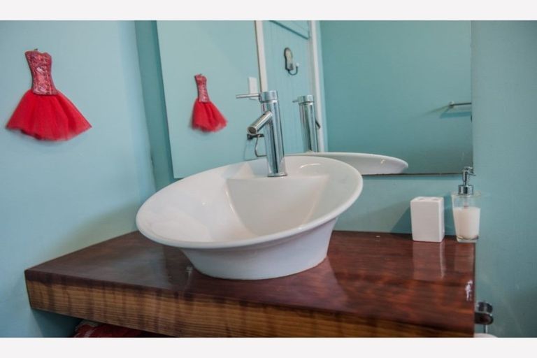 Photo of property in 80 Seddon Street, Raetihi, 4632