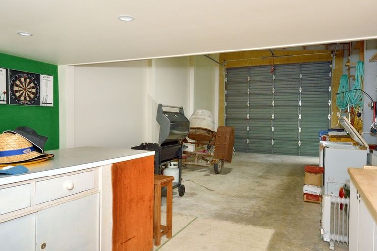 Photo of property in 5 Pipi Crescent, Mahia, 4198