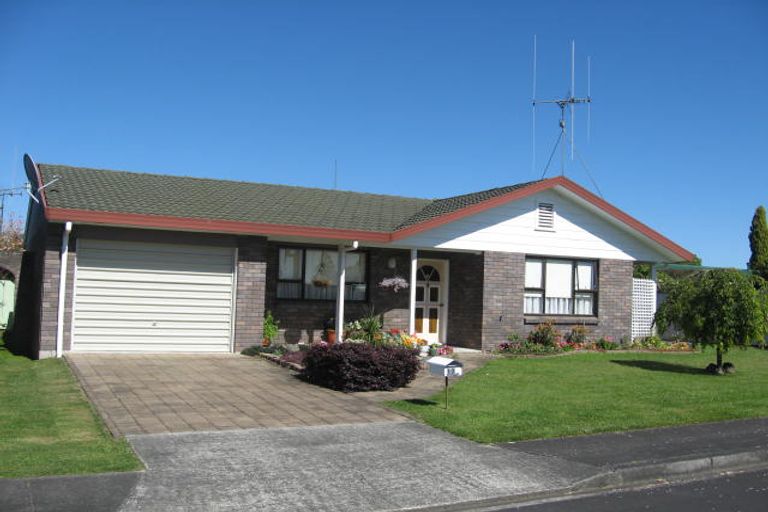 Photo of property in 1 Cherry Tree Close, Te Awamutu, 3800