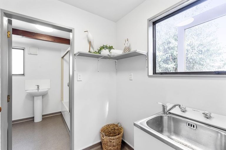 Photo of property in 1 Te Uruhi Grove, Paraparaumu, 5032