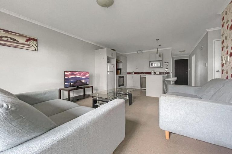 Photo of property in 5/240 Old Farm Road, Hillcrest, Hamilton, 3216