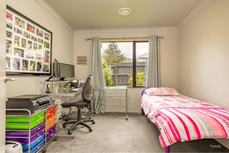 Photo of property in 186 Plateau Road, Te Marua, Upper Hutt, 5018