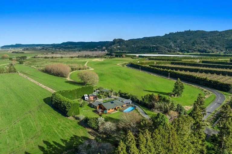 Photo of property in 112 Burt Road, Matata, Whakatane, 3194