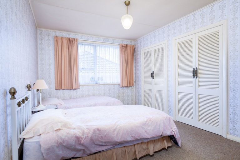 Photo of property in 7 Banks Street, Marfell, New Plymouth, 4310