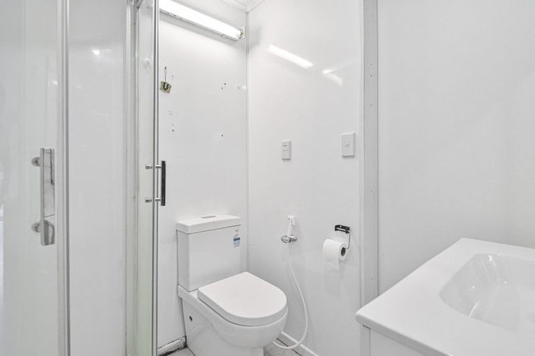 Photo of property in 2/1101 Cunningham Crescent, Mayfair, Hastings, 4122