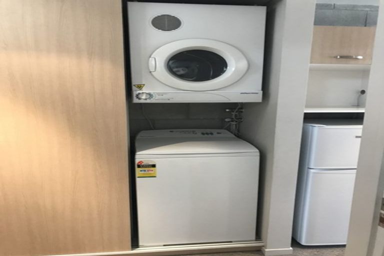 Photo of property in 1/143g Carlton Gore Road, Newmarket, Auckland, 1023