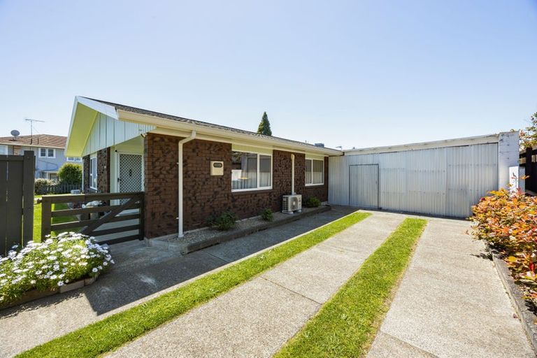 Photo of property in 2/253 Kihikihi Road, Te Awamutu, 3800