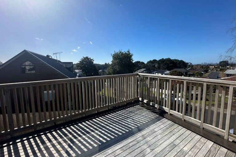 Photo of property in 38 White Heron Drive, Massey, Auckland, 0614