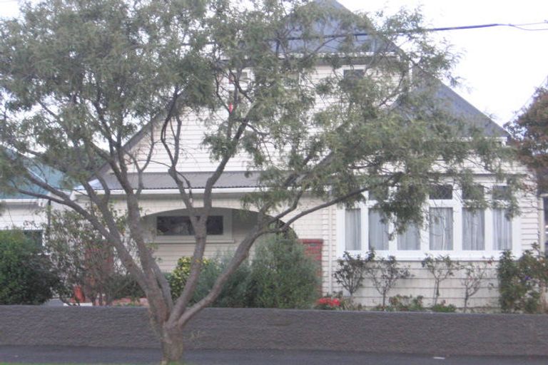 Photo of property in 1 Moa Street, Alicetown, Lower Hutt, 5010
