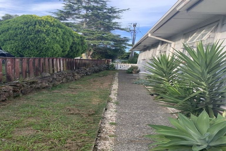 Photo of property in 81 Sycamore Drive, Sunnynook, Auckland, 0620