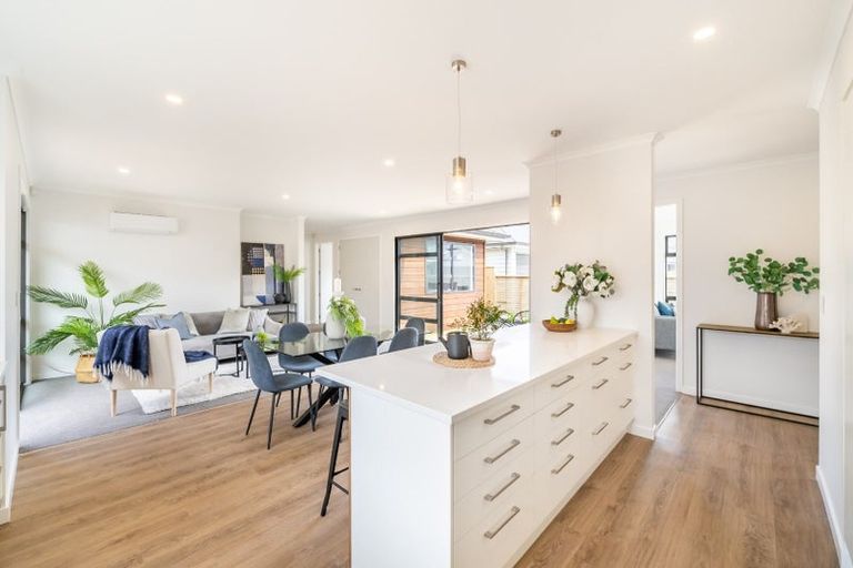 Photo of property in 18 Te Ara O Motutawa, Avalon, Lower Hutt, 5011