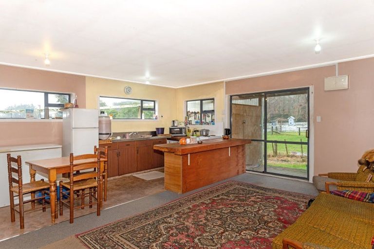 Photo of property in 10 Raumati Street, Matawai, 4075