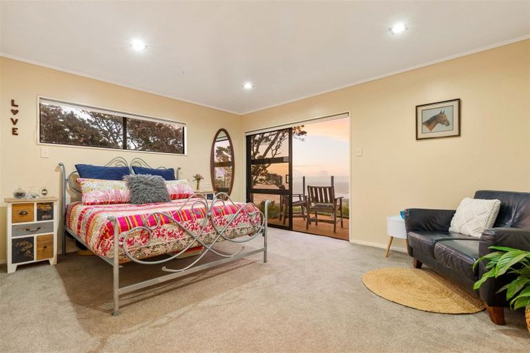 Photo of property in 107 Oaia Road, Muriwai, Waimauku, 0881