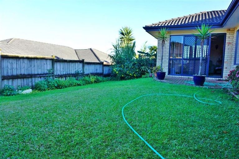 Photo of property in 45 Magic Way, Randwick Park, Auckland, 2105