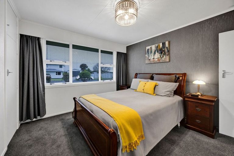 Photo of property in 6 Davidson Street, Hawera, 4610