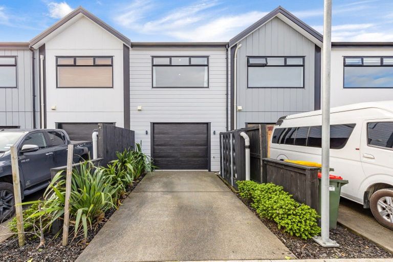 Photo of property in 12 Timbermill Road, Whenuapai, Auckland, 0618