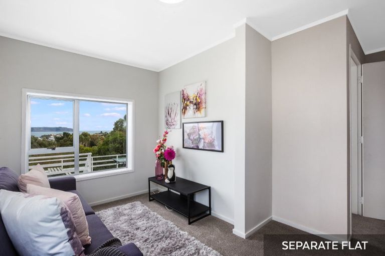 Photo of property in 6 De Castro Place, Titahi Bay, Porirua, 5022