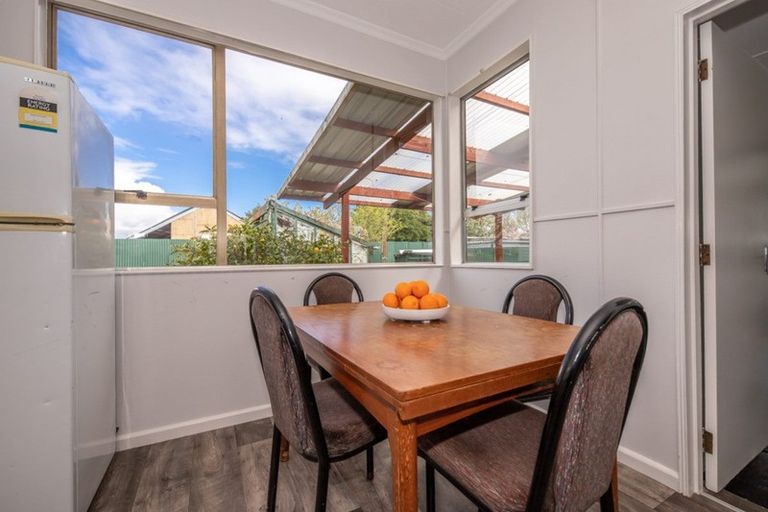 Photo of property in 14 Queen Street, Westport, 7825