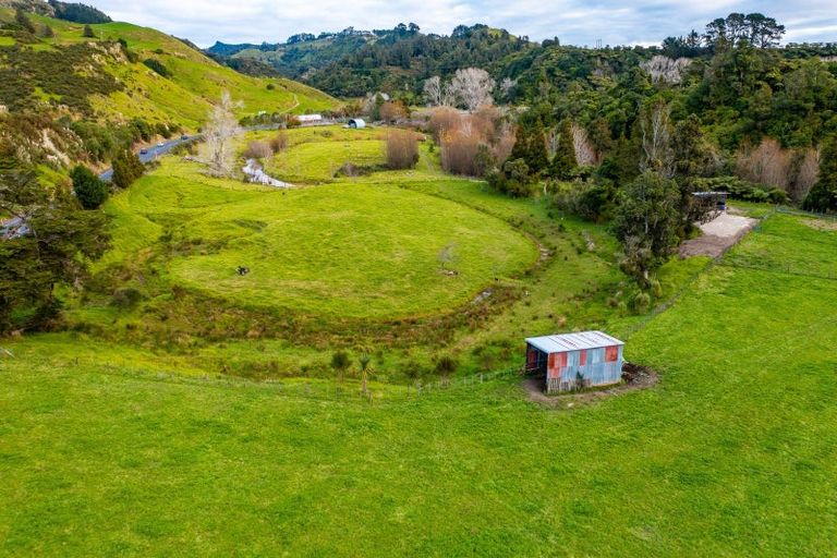 Photo of property in 939 Mokau Road, Mimi, Urenui, 4377