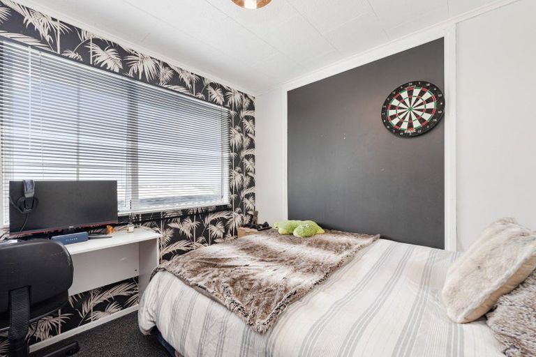 Photo of property in 37 Fraser Drive, Feilding, 4702