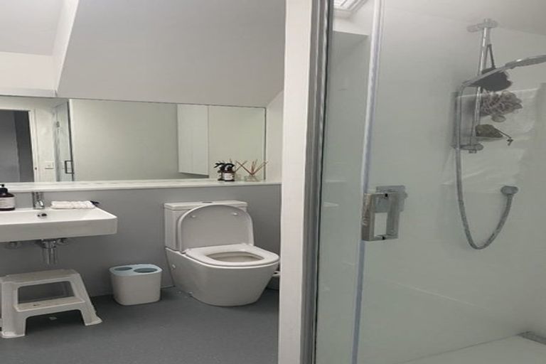 Photo of property in 383 Adelaide Road, Newtown, Wellington, 6021