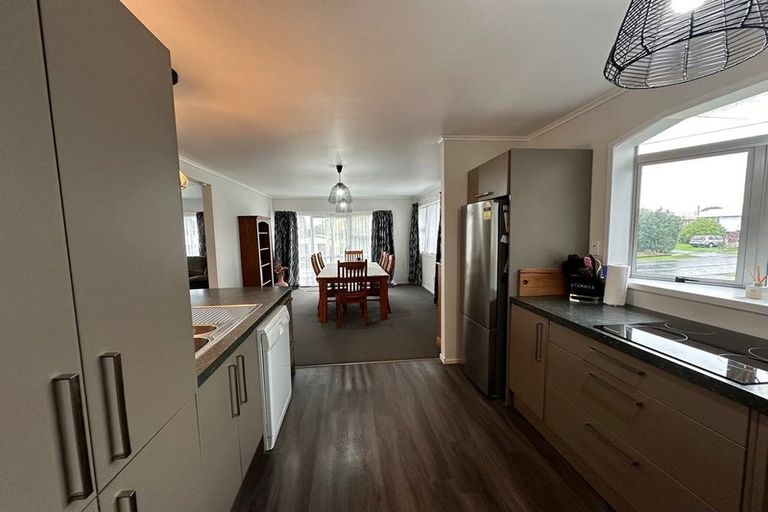 Photo of property in 37 Ihaia Street, Waitara, 4320