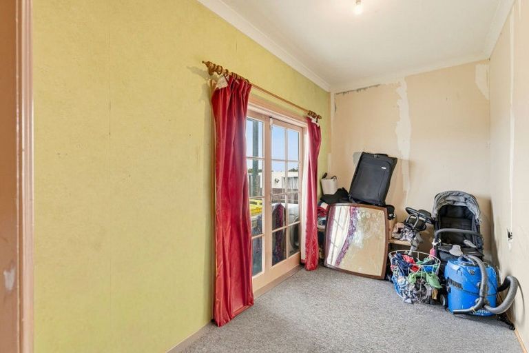 Photo of property in 28 Kowhai Street, Castlecliff, Whanganui, 4501