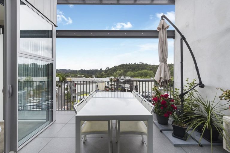 Photo of property in Tenor Apartments, 411/40 Library Lane, Albany, Auckland, 0632