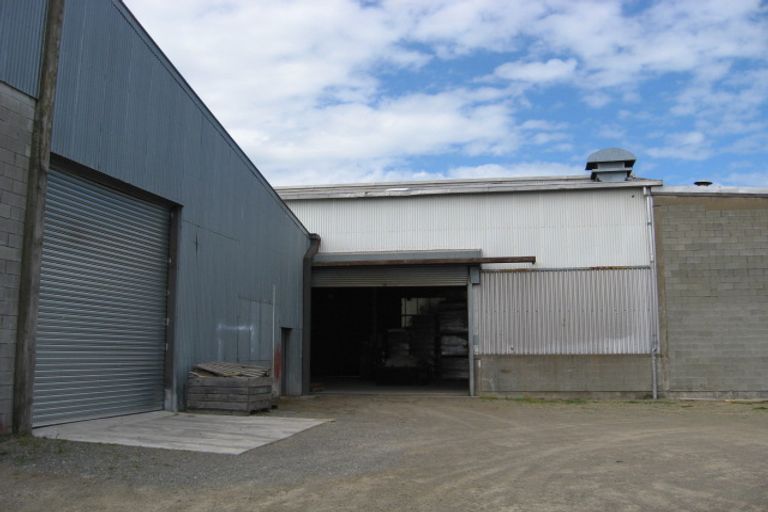 Photo of property in 23 Douglas Road, Amberley, 7410