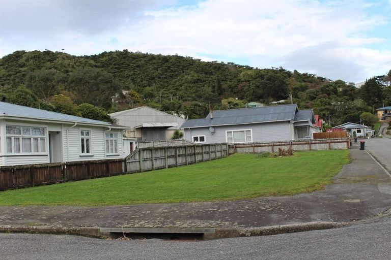 Photo of property in 1-3 Blackmore Street, Greymouth, 7805