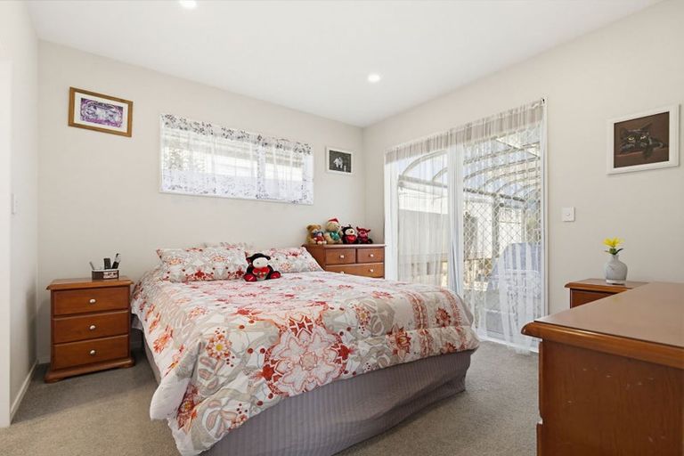 Photo of property in 9 Rainsford Road, Pukekohe, 2120