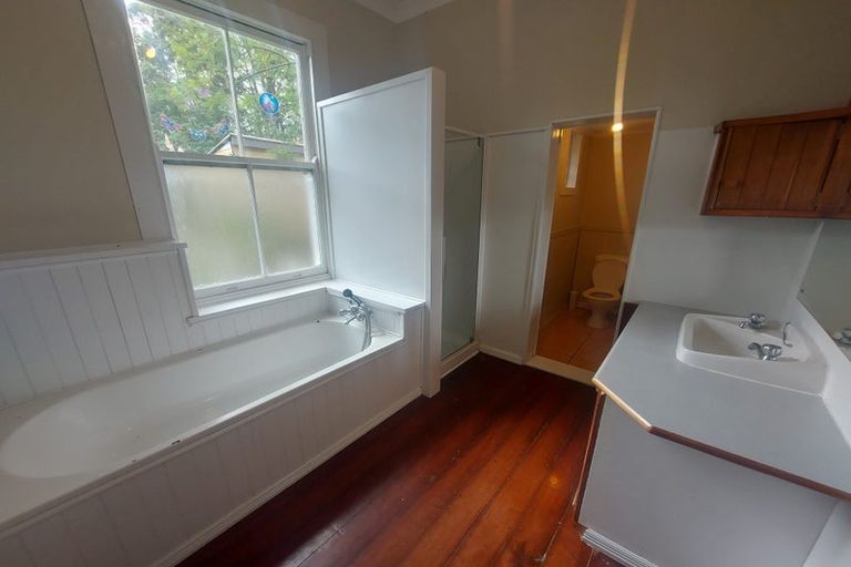 Photo of property in 32 Manaia Road, Portland, Whangarei, 0178