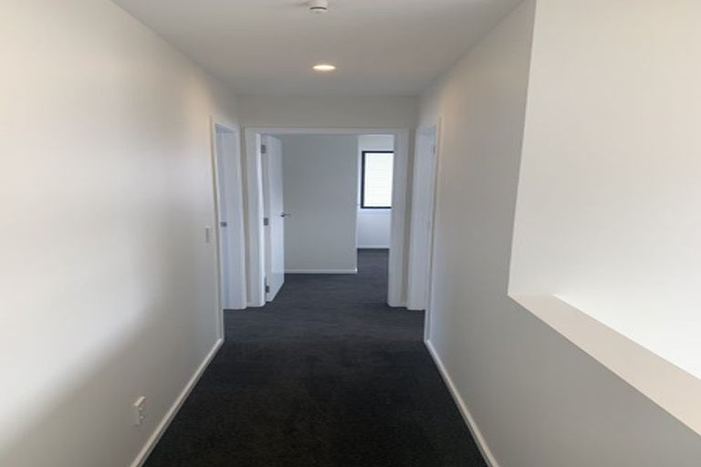 Photo of property in 10 Okoutu Lane, Moera, Lower Hutt, 5010