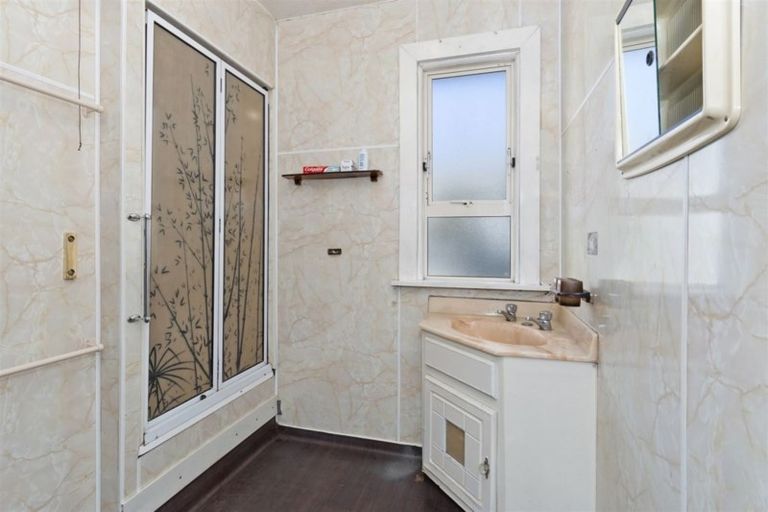 Photo of property in 149 Wainoni Road, Avondale, Christchurch, 8061