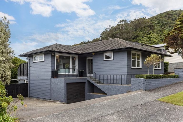 Photo of property in 5 Mission Street, Waterloo, Lower Hutt, 5011