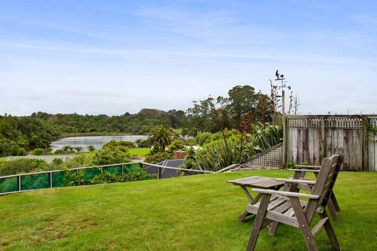 Photo of property in 11 Ash Place, Whalers Gate, New Plymouth, 4310