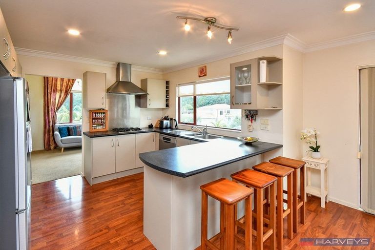 Photo of property in 115 Charles Prevost Drive, The Gardens, Auckland, 2105