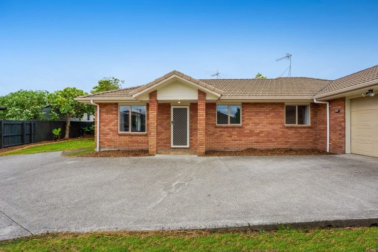 Photo of property in 10a Cade Place, Weymouth, Auckland, 2103