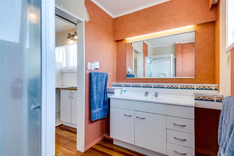 Photo of property in 60 Menin Road, Onekawa, Napier, 4110