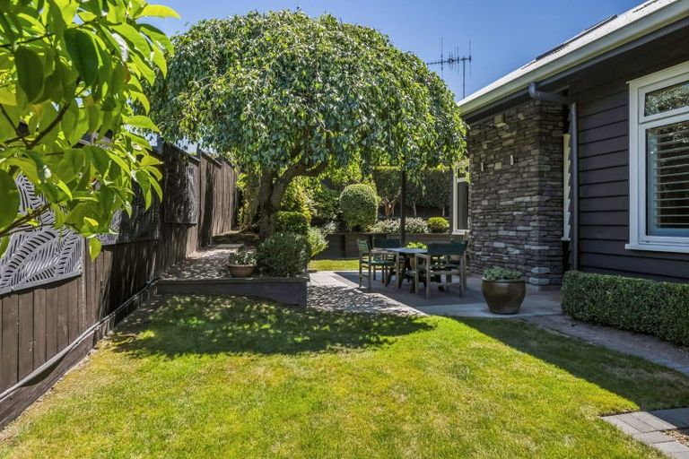 Photo of property in 9 Coprosma Crescent, Waipahihi, Taupo, 3330
