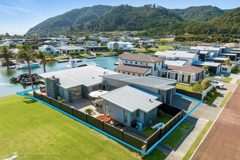 Photo of property in 156 Waterways Parade, Pauanui, Hikuai, 3579